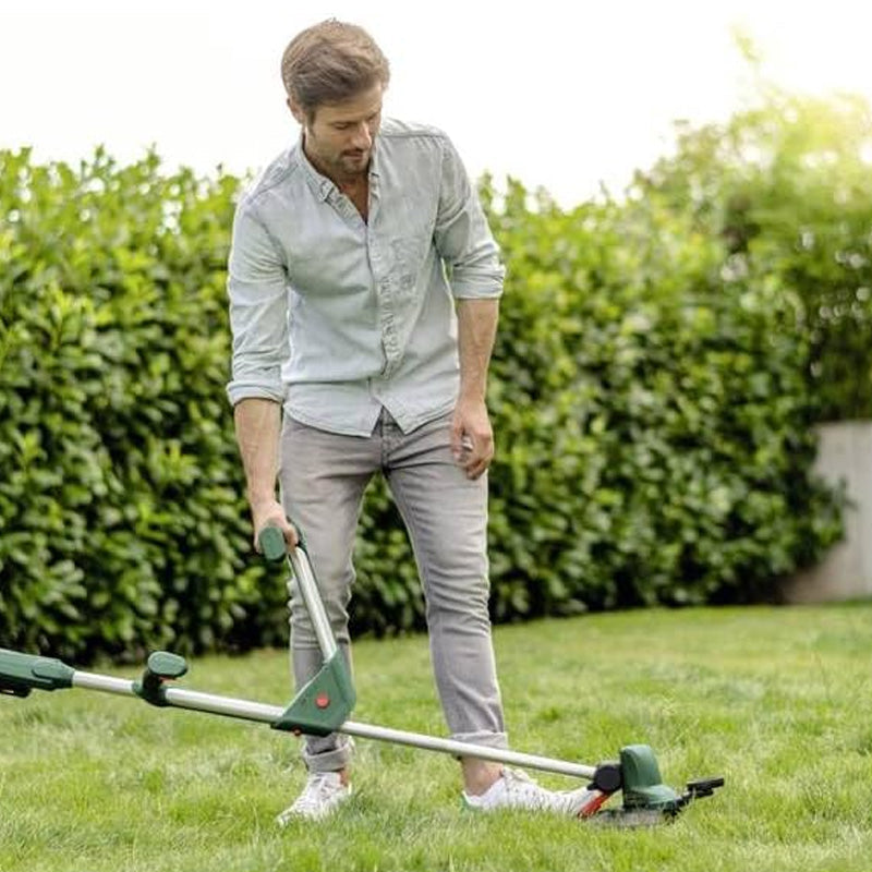 Coupe-bordures BOSCH UniversalGrassCut 18V-260 sans-fil avec 1 batterie 2,0Ah