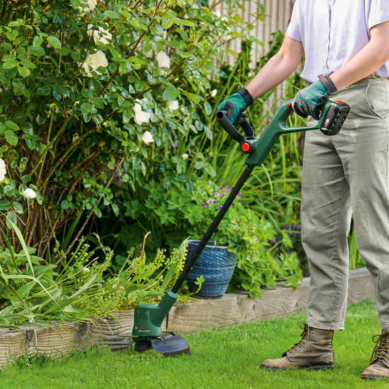 Coupe-bordures sans-fil BOSCH EasyGrassCut 18V-26 (vendu sans batterie)