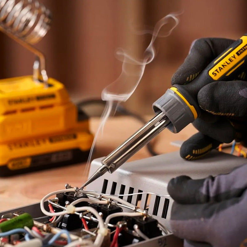 Fer À Souder - Lithium 18V - Sans Batterie - SFMCE040B-XJ STANLEY FATMAX V20