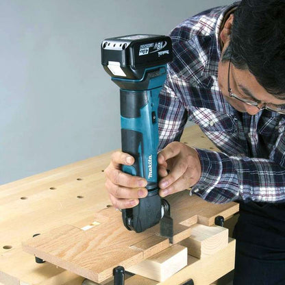 Outil Multifonctions oscillant MAKITA DTM51ZJX2 - 18V LXT (vendu sans batterie)